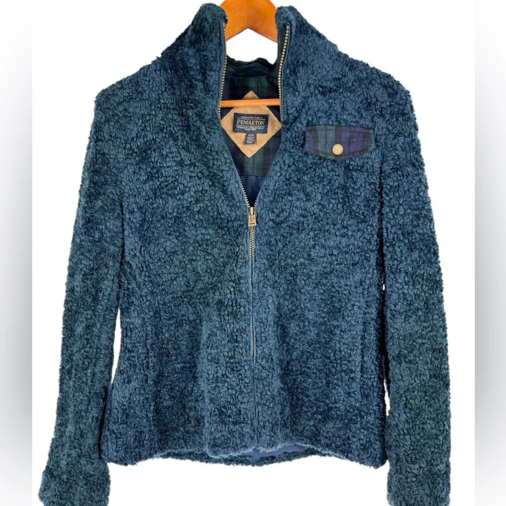 Pendleton Sherpa fuzzy and wool zip front jacket women’s small
